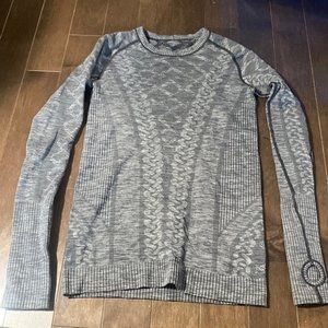 Lululemon Womens Rest Less Seamless Grey Long Sleeve Pullover Workout